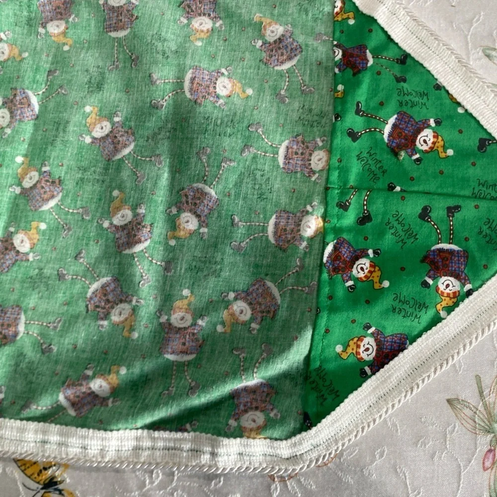Vintage Christmas Village Table Runner‎ Tassels “Welcome Winter” Snowmen 13”x60”